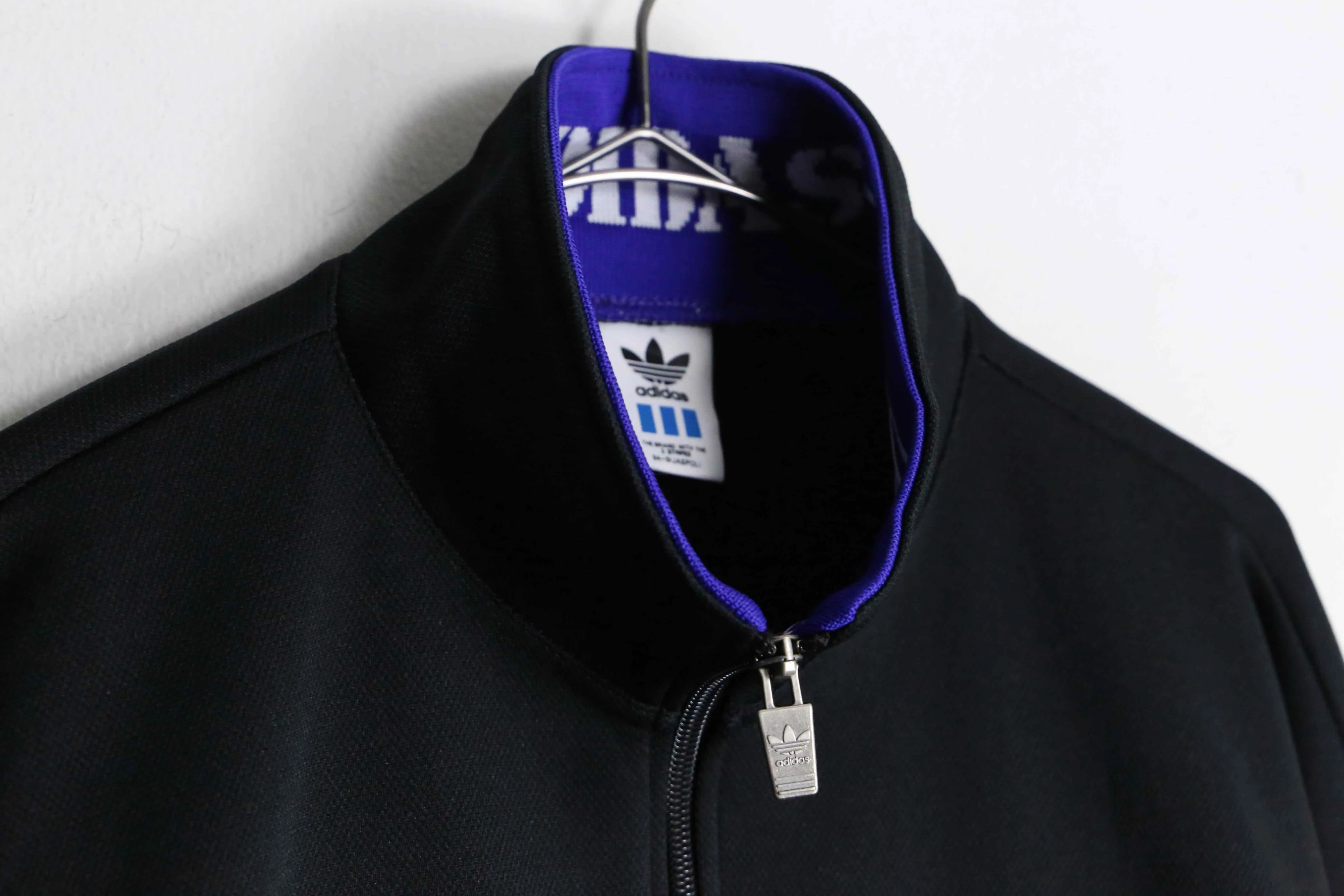 ~90s “adidas” black color track jacket