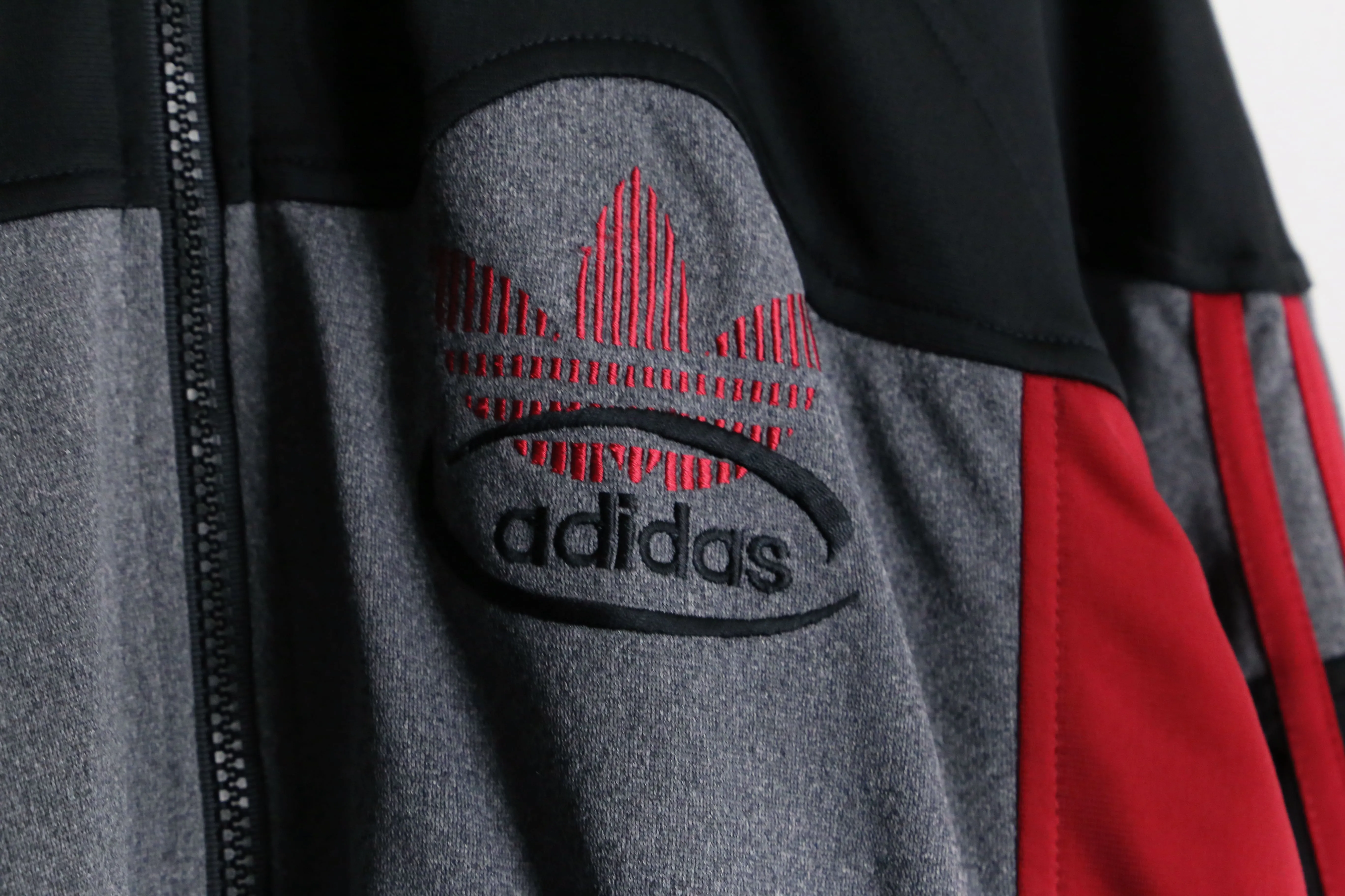 90's "adidas" loose silhouette track jacket