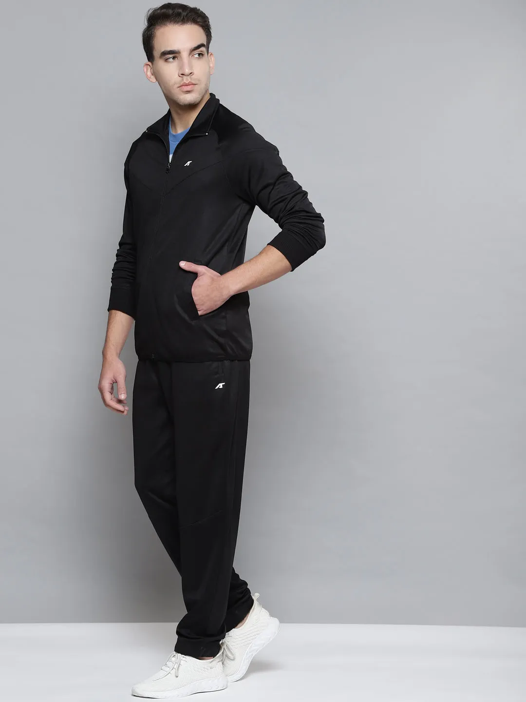 Alcis Men Black Solid Tracksuit