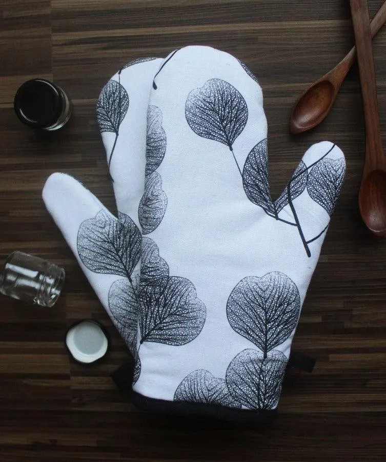 Cotton Root leaf White Oven Gloves Pack Of 2