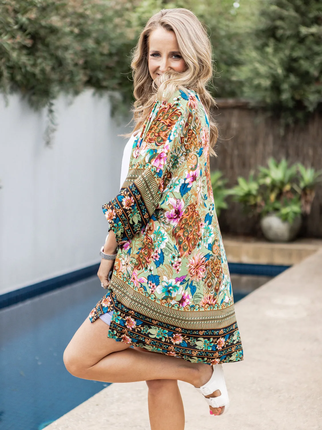 Izzy Short Kimono - Multi Green Floral