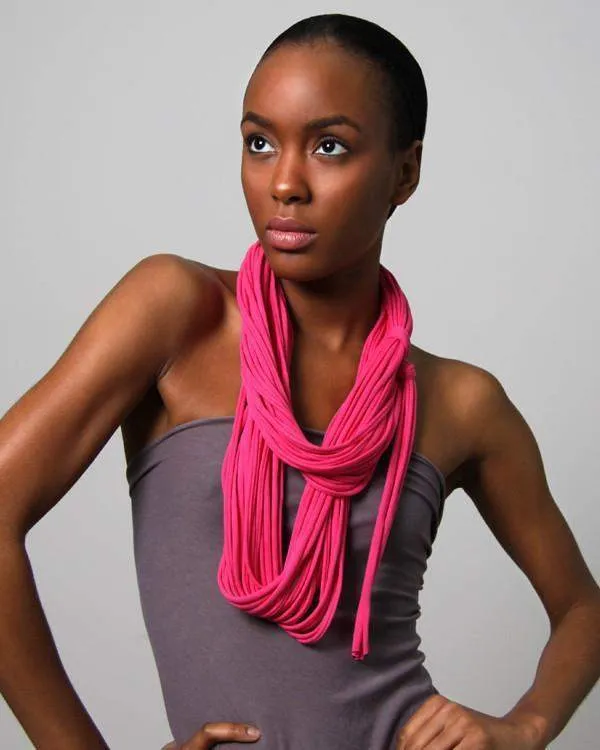 Necklush Infinity Scarf / Deep Pink / Unisex