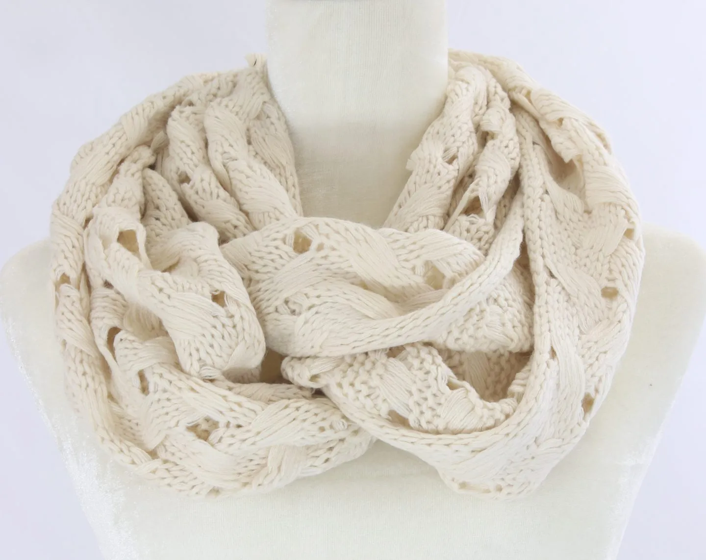 New York crochet infinity scarf