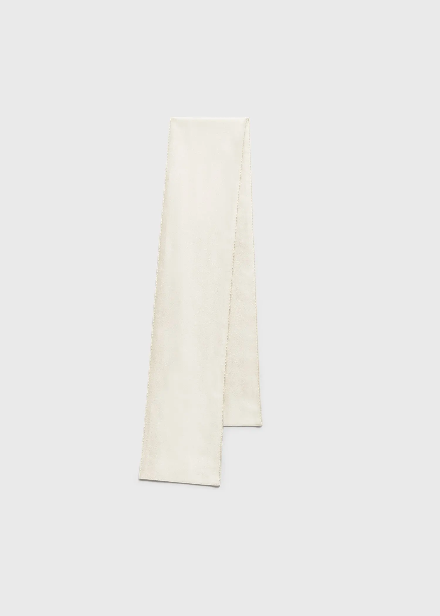 Satin tuxedo scarf macadamia